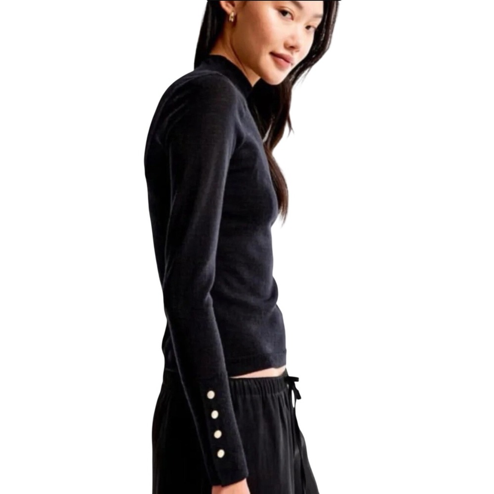 Abercrombie & Fitch 100% Merino Wool Mock Neck Sweater Black Medium 150S1445